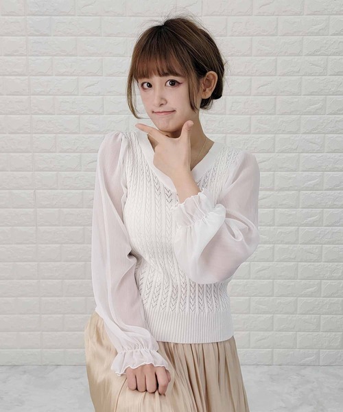 Lace Ladies(レースレディース)の「Vネック ボリュームスリーブ ニットシャツ(シャツ/ブラウス・レディース・ブルー/ホワイト/ブラック・FREE)」の14枚目の写真
