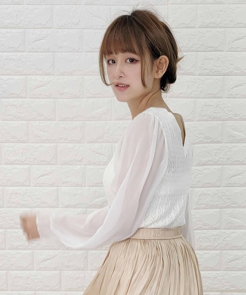 Lace Ladies(レースレディース)の「Vネック ボリュームスリーブ ニットシャツ(シャツ/ブラウス・レディース・ブルー/ホワイト/ブラック・FREE)」の20枚目の写真