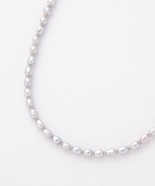 NANO universe（ナノユニバース）の「《WEB限定》パールネックレス（ネックレス・メンズ・ライトグレー・FREE）」の4枚目の写真
