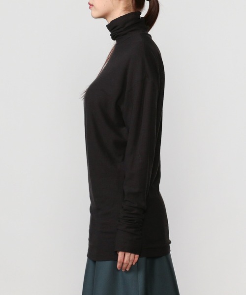 UNFIL(アンフィル)の「【unfil】メリノジャージー タートルネックTシャツ WOMEN(ニット/セーター・レディース・チャコール/オレンジ/オフホワイト・0)」の10枚目の写真