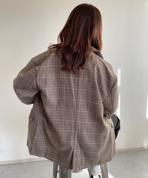 nemne store（ネンネストア）の「サイクリングをするシングルオーバージャケット（テーラードジャケット・レディース・ダークブラウン/ベージュ/グレー・SMALL/MEDIUM）」の17枚目の写真