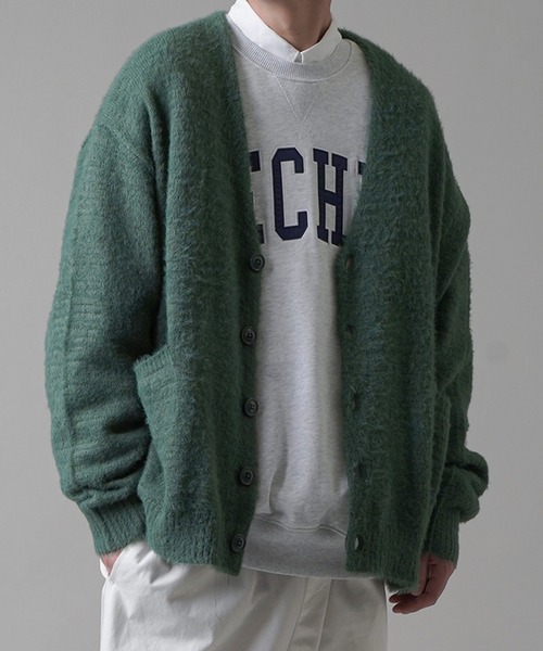 SPINNS（スピンズ）の「【ゆったりシルエット】ドロップショルダーシャギーニット ルーズカーディガン（カーディガン/ボレロ・メンズ・ブラック/イエロー/ダークグリーン/チャコール/レッド/ロイヤルブルー/サックスブルー/グリーン/ブラウン・ONESIZE）」の5枚目の写真