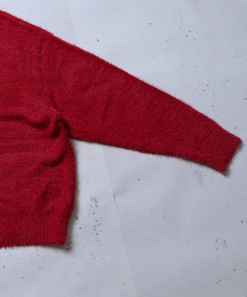 SPINNS（スピンズ）の「【ゆったりシルエット】ドロップショルダーシャギーニット ルーズカーディガン（カーディガン/ボレロ・メンズ・ブラック/イエロー/ダークグリーン/チャコール/レッド/ロイヤルブルー/サックスブルー/グリーン/ブラウン・ONESIZE）」の19枚目の写真