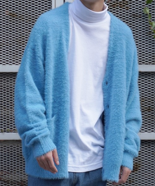 SPINNS（スピンズ）の「【ゆったりシルエット】ドロップショルダーシャギーニット ルーズカーディガン（カーディガン/ボレロ・メンズ・ブラック/イエロー/ダークグリーン/チャコール/レッド/ロイヤルブルー/サックスブルー/グリーン/ブラウン・ONESIZE）」の10枚目の写真