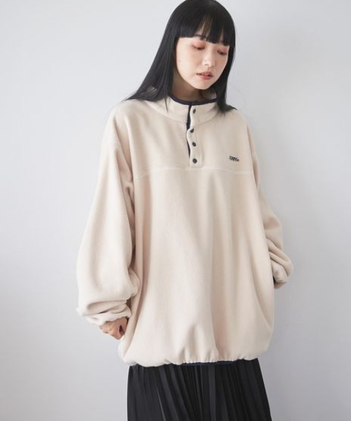 LOWRYS FARM(ローリーズファーム)の「GERRYフリーススタンドプルオーバー 259342(Tシャツ/カットソー・メンズ・ホワイト/グリーン/ホワイト系その他/ブラック/ブラック系その他/グレー/パープル/ブラック×グレー/ホワイト×ネイビー/ホワイト系その他2/グリーン系その他/グレー系その他/オレンジ/ブルー/アイボリー/チャコールグレー×ブラック/ブラウン・MEDIUM/LARGE)」の6枚目の写真