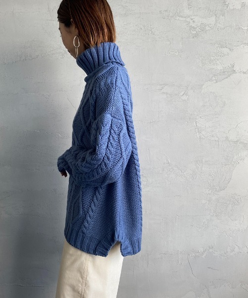 ALLUMER（アリュメール）の「[ALLUMER/アリュメール] ケーブル編み タートルネックニットプルオーバー（ニット/セーター・レディース・ブラック/サックスブルー/イエロー/アイボリー・1）」の16枚目の写真