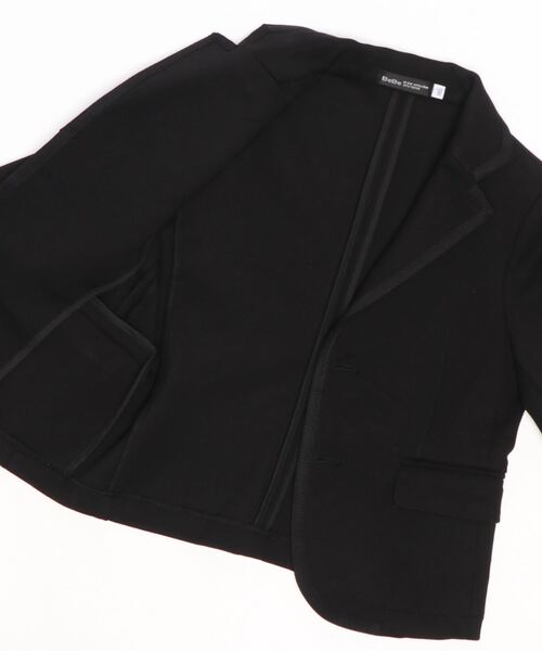 BeBe(ベベ)の「BeBe/フォーマルストレッチポンチテーラードジャケット(110~130cm)(スーツジャケット・キッズ・ブラック・130/120/110)」の8枚目の写真