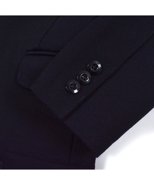 BeBe(ベベ)の「BeBe/フォーマルストレッチポンチテーラードジャケット(110~130cm)(スーツジャケット・キッズ・ブラック・130/120/110)」の4枚目の写真