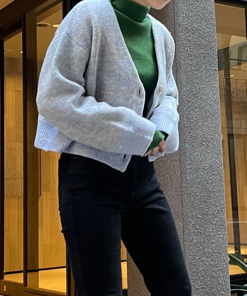 HEYUMM（ヘユム）の「HEYUMM　モヘアライクショートニットカーディガン（カーディガン/ボレロ・レディース・ホワイト系その他/ブルー系その他/ピンク系その他・ONE）」の5枚目の写真