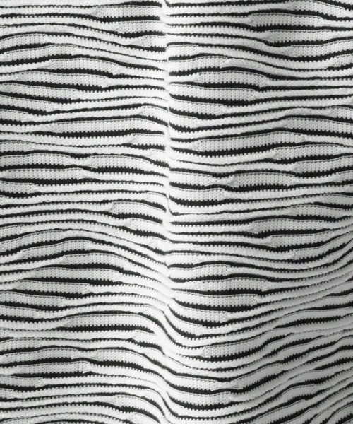 NICOLE CLUB FOR MEN（ニコルクラブフォーメン）の「【22年春モデル】ブリスタージャカード長袖Ｖネックプルオーバー（Tシャツ/カットソー・メンズ・ブラック/ホワイト/ホワイト×ネイビー/ホワイト×ブラック・MEDIUM/X-LARGE/LARGE）」の12枚目の写真