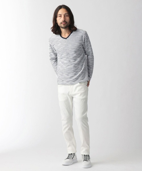 NICOLE CLUB FOR MEN（ニコルクラブフォーメン）の「【22年春モデル】ブリスタージャカード長袖Ｖネックプルオーバー（Tシャツ/カットソー・メンズ・ブラック/ホワイト/ホワイト×ネイビー/ホワイト×ブラック・MEDIUM/X-LARGE/LARGE）」の13枚目の写真