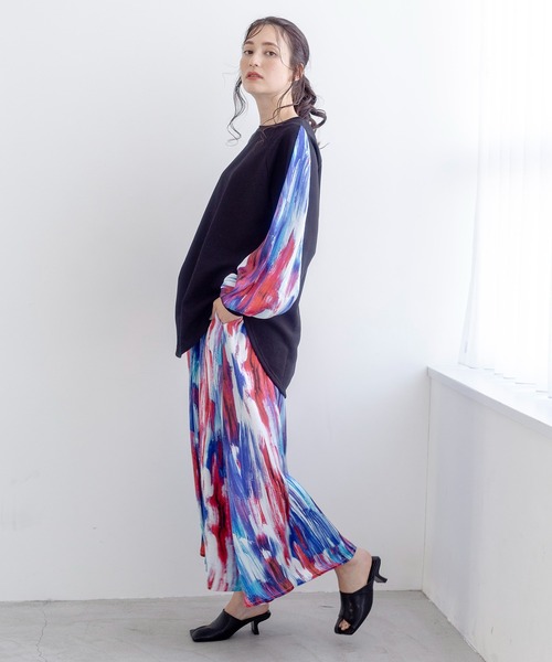 OSMOSIS（オズモーシス）の「切替スリーブプルオーバー（スウェット・レディース・ブラック/ベージュ/アイボリー・ONE SIZE）」の6枚目の写真