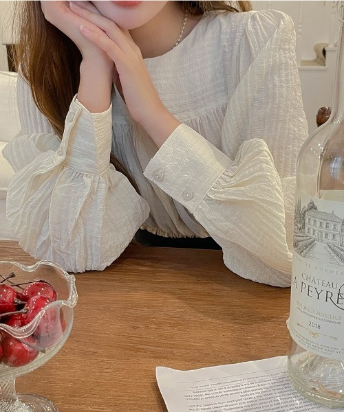 chuu（チュー）の「SONYUNARA シャーリングパフブラウス（シャツ/ブラウス・レディース・クリーム・FREE）」の5枚目の写真