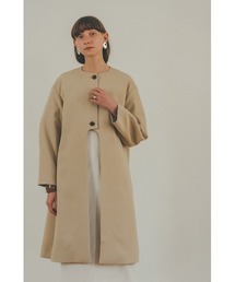 ARCH CUT FLARE COAT