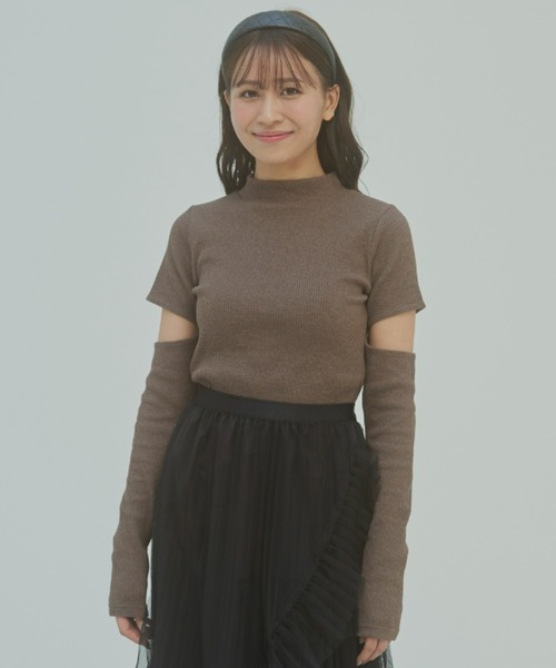 スリーブカットアウトリブトップス