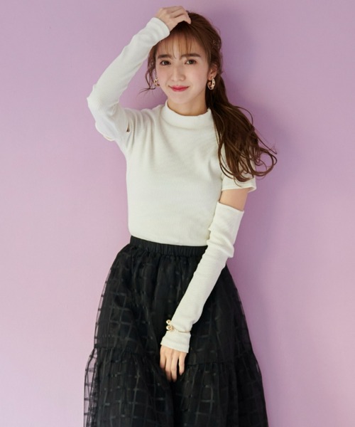 VIOLETTA(ヴィオレッタ)の「スリーブカットアウトリブトップス(Tシャツ/カットソー・レディース・ホワイト/ブラック/ブラウン・FREE)」の15枚目の写真