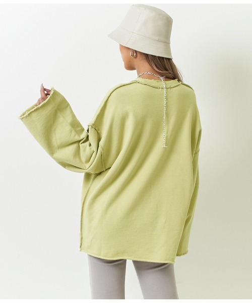 ANAP（アナップ）の「オーバーサイズダメージ裏毛トップス（スウェット・レディース・ブラウン/アイボリー/スミクロ/イエロー×グリーン・FREE）」の4枚目の写真