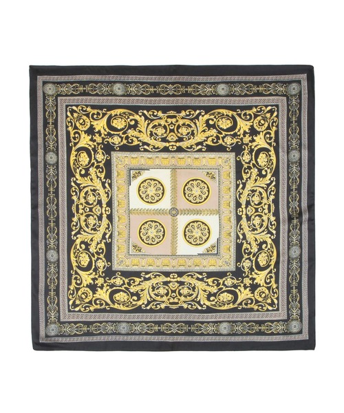 Julia Boutique（ジュリアブティック）の「90×90cmサイズ・ヴィンテージ風サテン生地スカーフ/100015（バンダナ/スカーフ・レディース・Q/D/L/G/A/F/N/I/B/J/O/E/M/C/K/P/H・ONE）」の6枚目の写真