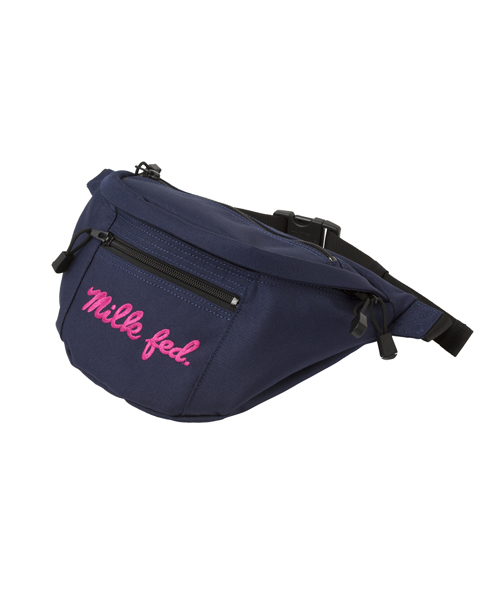 MILKFED.（ミルクフェド）の「【SEDA9月号掲載】ICING FUNNY PACK　（ファニーパック/ボディバッグ/無地）（ボディバッグ/ウエストポーチ・レディース・ブラック/ネイビー/ピンク・ONE SIZE）」の4枚目の写真