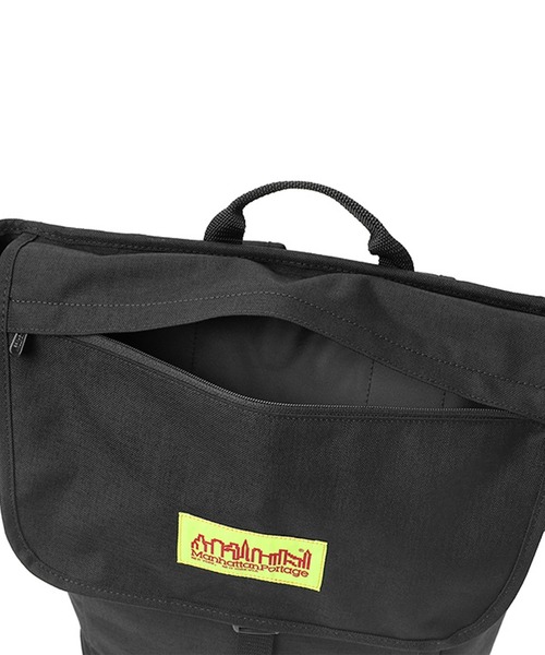 Manhattan Portage（マンハッタンポーテージ）の「Washington SQ Backpack2 NYC Print 2022SS（バックパック/リュック・メンズ・ブラック・MEDIUM）」の8枚目の写真