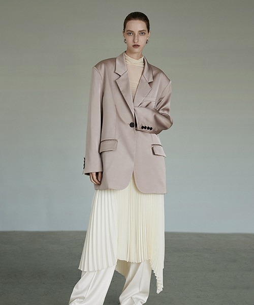 UNSPOKEN（アンスポクン）の「【UNSPOKEN】Asymmetry hem pleated skirt UC22B003（スカート・レディース・ホワイト・M/L/S）」の12枚目の写真