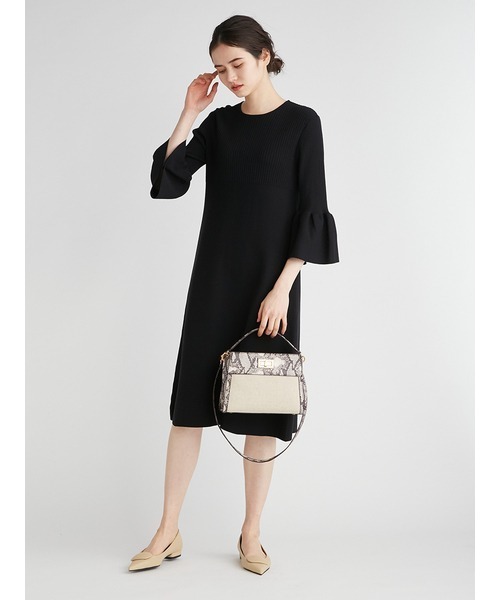 Mila Owen（ミラオーウェン）の「キーモチーフショルダー付  