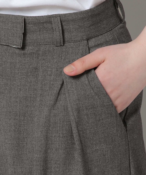 ALAND(エーランド)の「3.3Field Trip/2-TUCK WIDE パンツ 2279874(スラックス・レディース・ブラック/グレー/カーキ・SMALL/MEDIUM)」の18枚目の写真