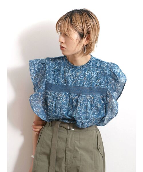 Ungrid（アングリッド）の「ペイズリーコットンノースリフリルブラウス（シャツ/ブラウス・レディース・レッド/ブルー/グリーン系その他・FREE）」の7枚目の写真