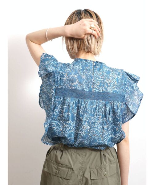 Ungrid（アングリッド）の「ペイズリーコットンノースリフリルブラウス（シャツ/ブラウス・レディース・レッド/ブルー/グリーン系その他・FREE）」の8枚目の写真