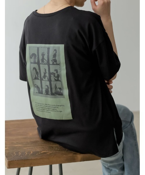 Re:EDIT(リエディ)の「バックプリントオーバーサイズTシャツ(Tシャツ/カットソー・レディース・ブラック/オフホワイト/グレイッシュベージュ・MEDIUM/LARGE)」の2枚目の写真