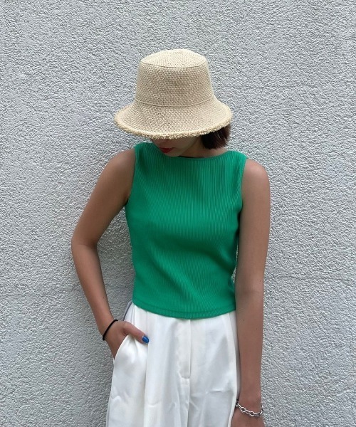 AMAIL(アマイル)の「Fashionable 2way cloth(タンクトップ・レディース・ホワイト/ブラック/レッド/グリーン・FREE)」の1枚目の写真