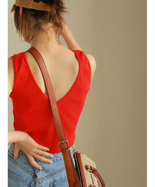 AMAIL(アマイル)の「Fashionable 2way cloth(タンクトップ・レディース・ホワイト/ブラック/レッド/グリーン・FREE)」の21枚目の写真