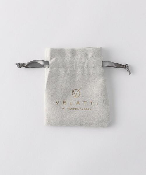 VELATTI（ヴェラッティ）の「＜VELATTI＞ウェーブ フープ ピアス（ピアス（両耳用）・レディース・ゴールド・FREE）」の6枚目の写真