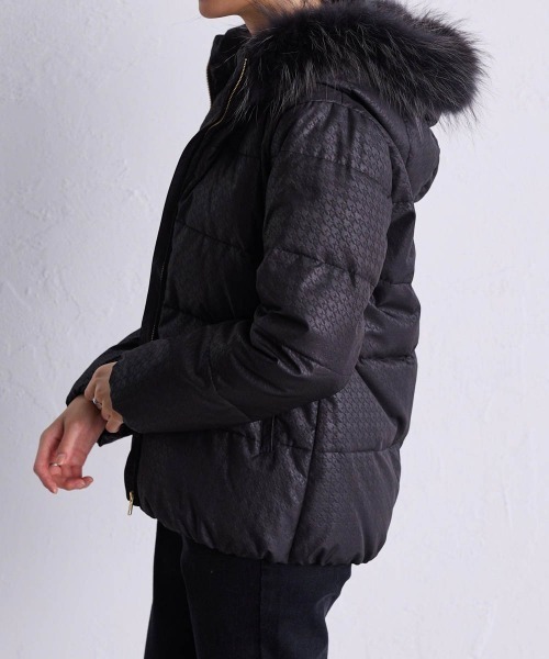 セール】リアルファー付ショート丈ダウンコート（ダウンジャケット