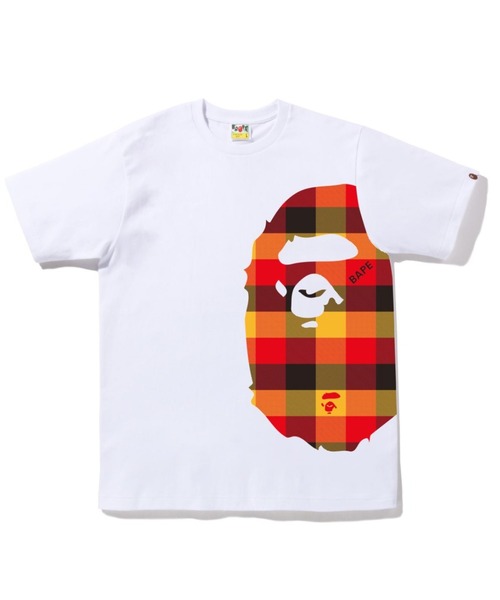 A BATHING APE(アベイシングエイプ)の「BLOCK CHECK SIDE BIG APE HEAD TEE M(Tシャツ/カットソー・メンズ・ブラック×レッド/ブラック系その他/ホワイト×レッド/ホワイト系その他2・SMALL/LARGE/XX-LARGE/X-LARGE/MEDIUM/XXX-LARGE)」の2枚目の写真