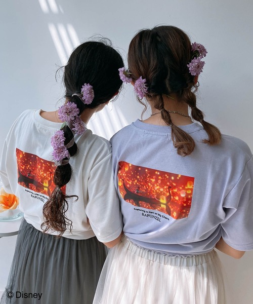 AS KNOW AS plus(アズノゥアズプラス)の「●Disney / アソートTシャツ 【Disney(ディズニー)】(Tシャツ/カットソー・レディース・スミクロ/サックスブルー/オレンジ/ベージュ/オートミール/オフホワイト/グリーン系/オレンジ系/ブラック系/ホワイト系/ブラック系1/アイボリー系1/サックスブルー系1/パープル系2/ホワイト系2/ライトグリーン系2/ブラック系2・FREE)」の15枚目の写真