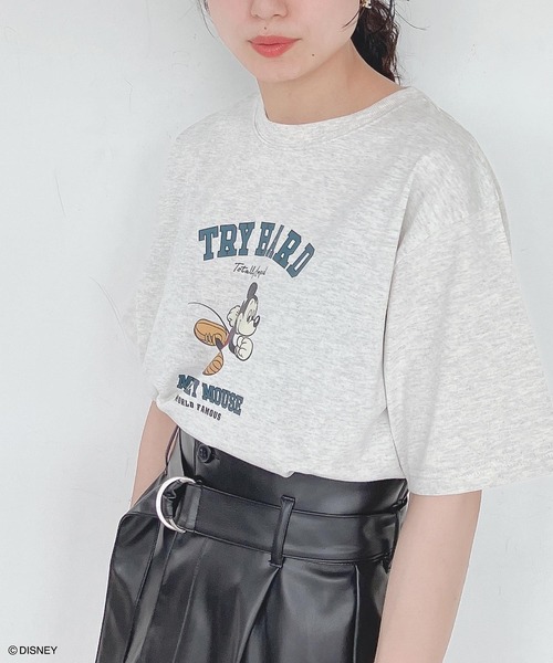 AS KNOW AS plus(アズノゥアズプラス)の「●Disney / アソートTシャツ 【Disney(ディズニー)】(Tシャツ/カットソー・レディース・スミクロ/サックスブルー/オレンジ/ベージュ/オートミール/オフホワイト/グリーン系/オレンジ系/ブラック系/ホワイト系/ブラック系1/アイボリー系1/サックスブルー系1/パープル系2/ホワイト系2/ライトグリーン系2/ブラック系2・FREE)」の19枚目の写真