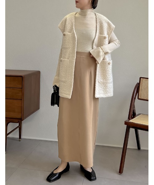 Re:EDIT（リエディ）の「[2022A/W COLLECTION]センターラインスクエアトゥフラットパンプス（パンプス・レディース・ブラック/レッド/アイボリー/グレイッシュベージュ・SMALL/MEDIUM/LARGE/X-LARGE）」の13枚目の写真