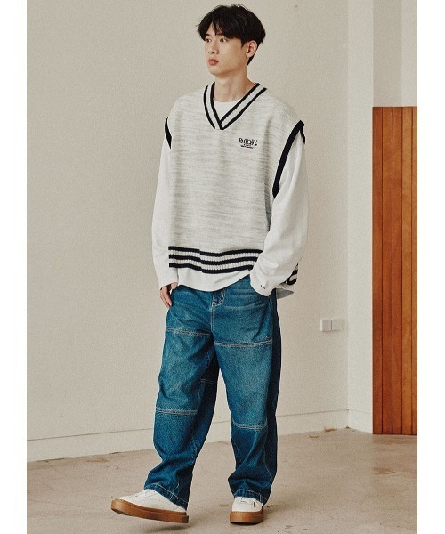 ROMANTIC CROWN（ロマンティッククラウン）の「A'GEM/9 × .kom『ROMANTIC CROWN/ロマンティッククラウン』SIDE BUTTON WIDE VEST/サイドボタン ワイドベスト（ベスト・レディース・ライトグレー/ネイビー・M/L）」の7枚目の写真