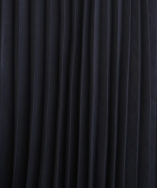 INDIVI（インディヴィ）の「◆【洗える/ウエストゴム】ヴィンテージ風サテンプリーツスカート（スカート・レディース・チャコールグレー/ライトブルー/アイボリー/ライトオレンジ系・40/38/36/03/05/12/15 /13/17/19）」の10枚目の写真