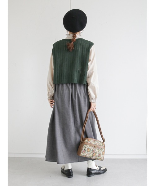 ehka sopo（エヘカソポ）の「お花モチーフニットベスト（ベスト・レディース・ブラウン/グリーン/キナリ・ﾌﾘ-）」の15枚目の写真