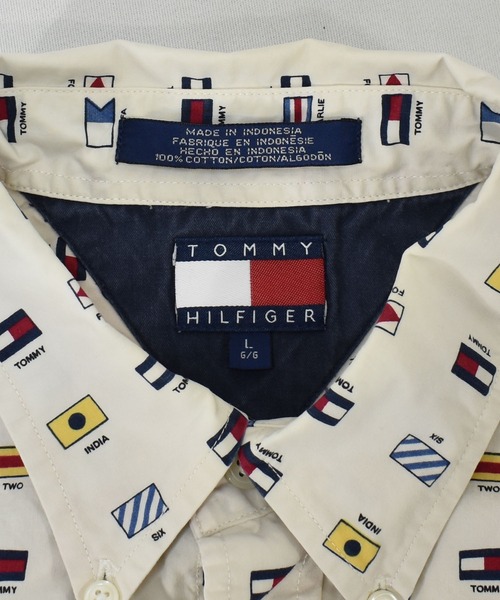 TOMMY HILFIGER(トミーヒルフィガー)の「【ヴィンテージ古着】TOMMY HILFIGER / トミーヒルフィガー 国旗柄 ボタンダウンシャツ(シャツ/ブラウス・メンズ・ホワイト・LARGE)」の5枚目の写真