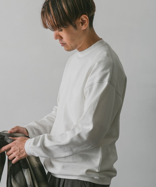 URBAN RESEARCH DOORS（アーバンリサーチドアーズ）の「配色ステッチプルオーバー（スウェット・メンズ・チャコールグレー/ブラウン/グリーン/ホワイト・MEDIUM/LARGE）」の5枚目の写真