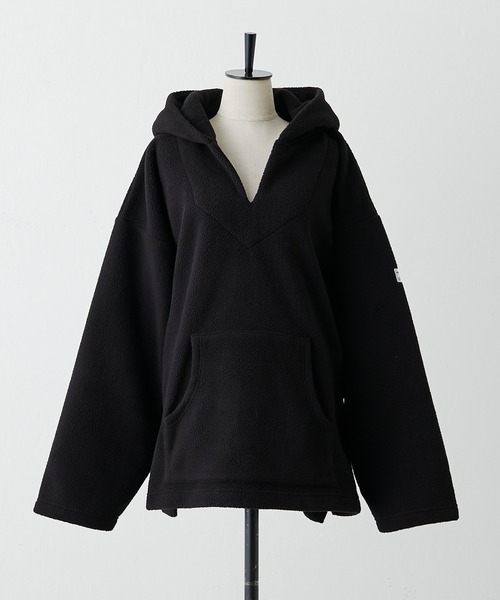 ear PAPILLONNER(イアパピヨネ)の「【MONT KEMMEL(モンケメル)】ボアフリースフーディー/パーカー(パーカー・レディース・レッド/ホワイト/ブラック・FREE)」の21枚目の写真