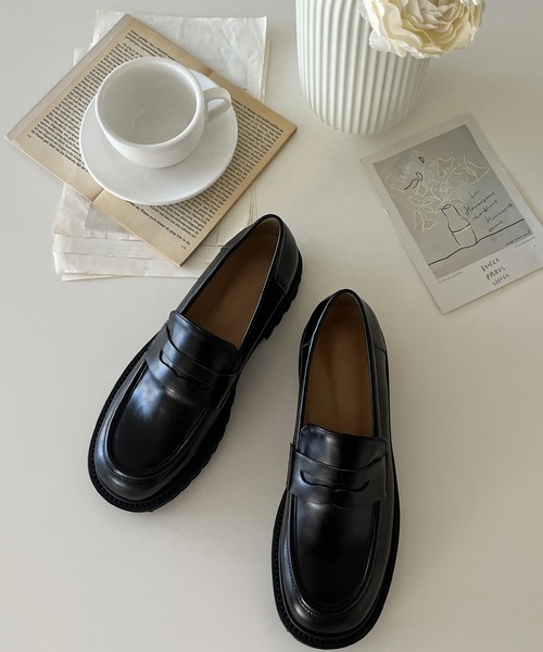 by muni:r（バイ ムニール）の「クラシック厚底ローファー（ローファー・レディース・ブラック・23.0cm/23.5cm/24.0cm/24.5cm/25.0cm）」の9枚目の写真