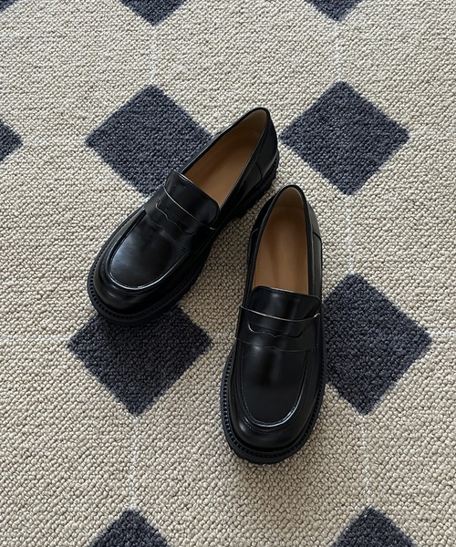 by muni:r（バイ ムニール）の「クラシック厚底ローファー（ローファー・レディース・ブラック・23.0cm/23.5cm/24.0cm/24.5cm/25.0cm）」の13枚目の写真