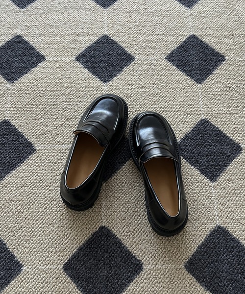 by muni:r（バイ ムニール）の「クラシック厚底ローファー（ローファー・レディース・ブラック・23.0cm/23.5cm/24.0cm/24.5cm/25.0cm）」の5枚目の写真