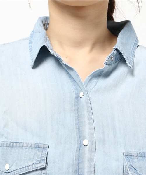 ROSE BUD（ローズバッド）の「(RAILS)RW25798 MARLOW DENIM SHIRT（シャツ/ブラウス・レディース・ブルー系その他・SMALL/X-SMALL）」の4枚目の写真