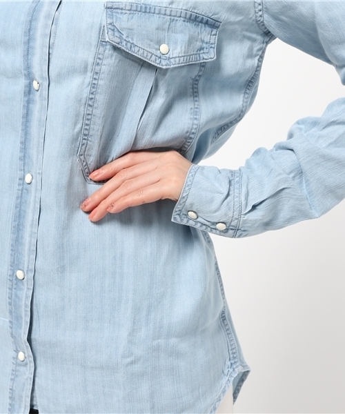 ROSE BUD（ローズバッド）の「(RAILS)RW25798 MARLOW DENIM SHIRT（シャツ/ブラウス・レディース・ブルー系その他・SMALL/X-SMALL）」の3枚目の写真