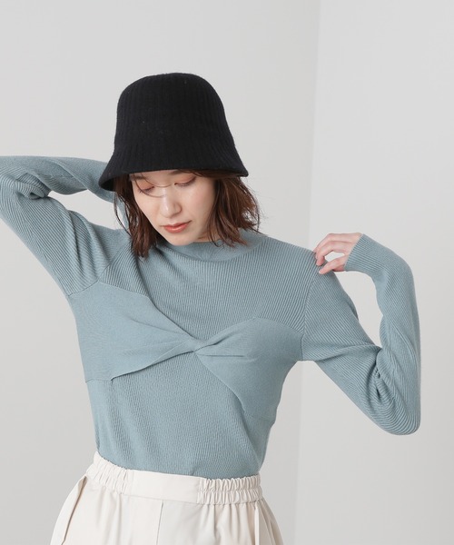 N.(N. Natural Beauty Basic)(エヌエヌナチュラルビューティーベーシック)の「◆ツイストデザインリブニット(ニット/セーター・レディース・オフホワイト/ブラック/グリーン・MEDIUM)」の1枚目の写真